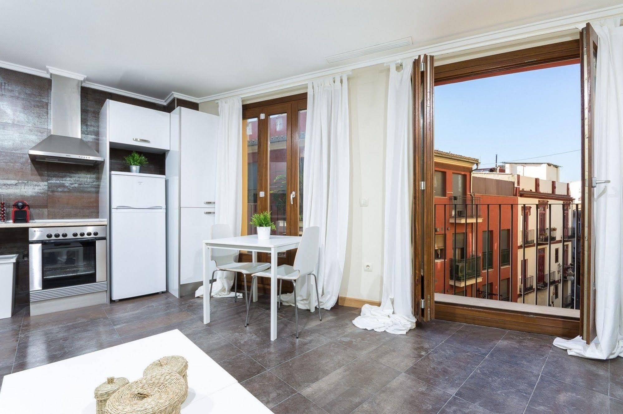 Bet Apartments - Tramontana Apartments Βαλένθια Εξωτερικό φωτογραφία